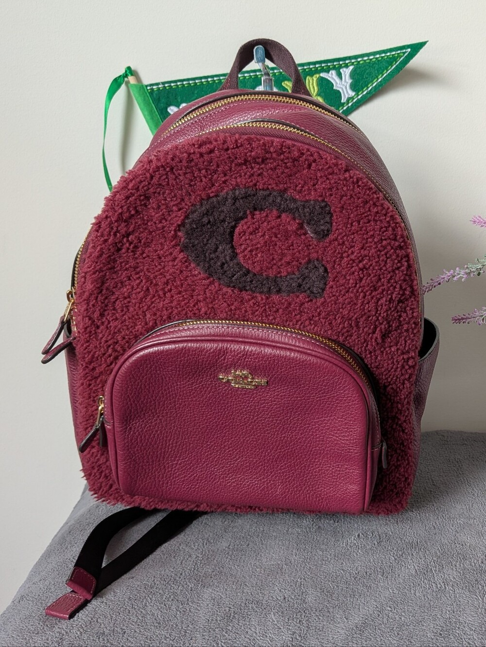 Coach Court Backpack In Burgundy And Shearling